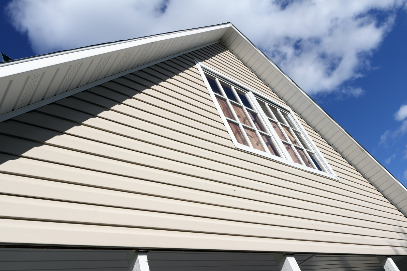 close up view of home with vinyl siding